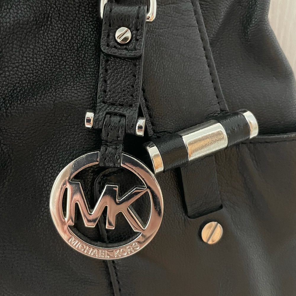 Michael Kors Large Black Purse - Picture 8 of 9